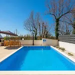 Sabine Holiday home Porec